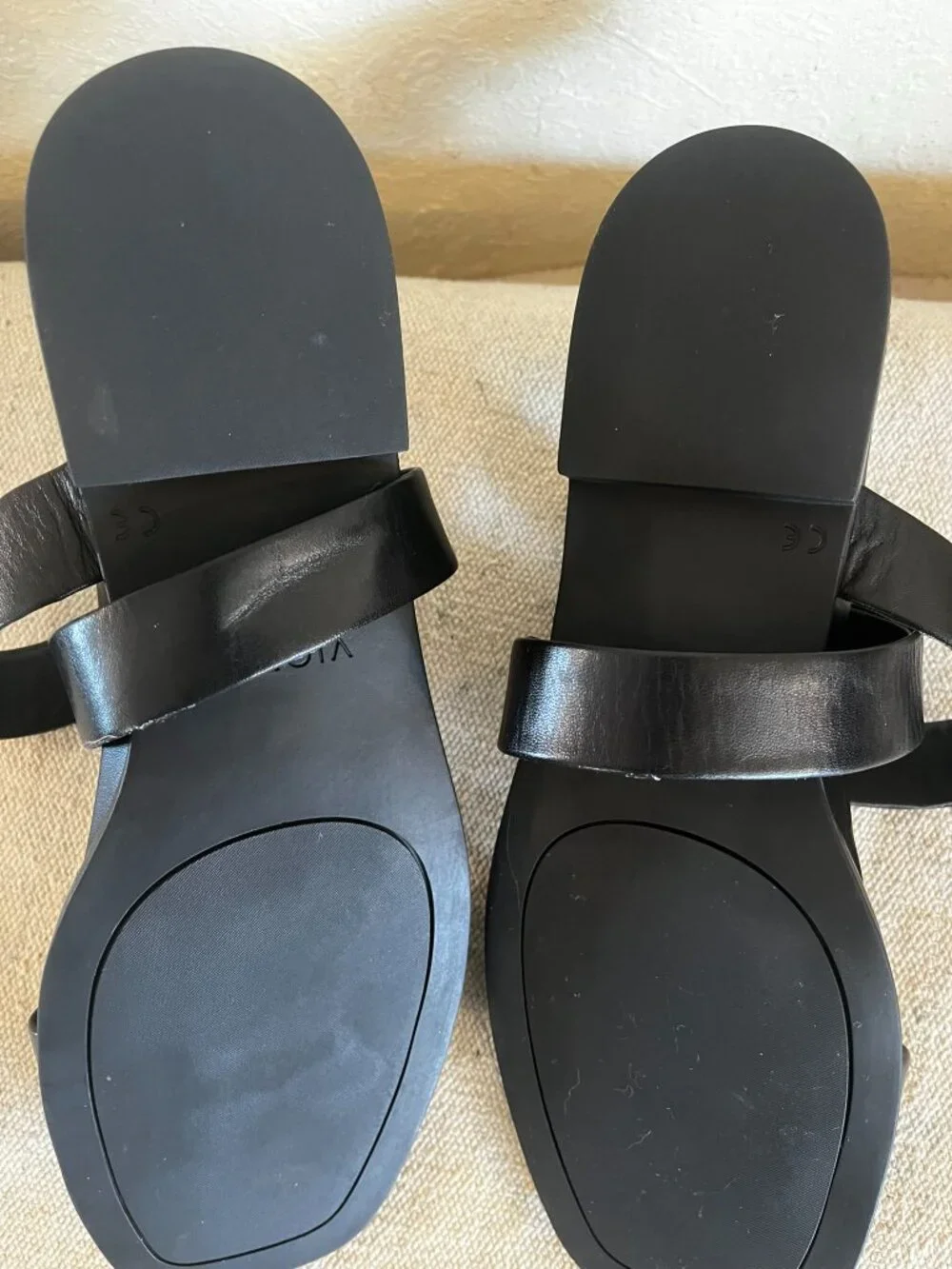Vionic Black Leather Strappy Ankle Buckle Sandals